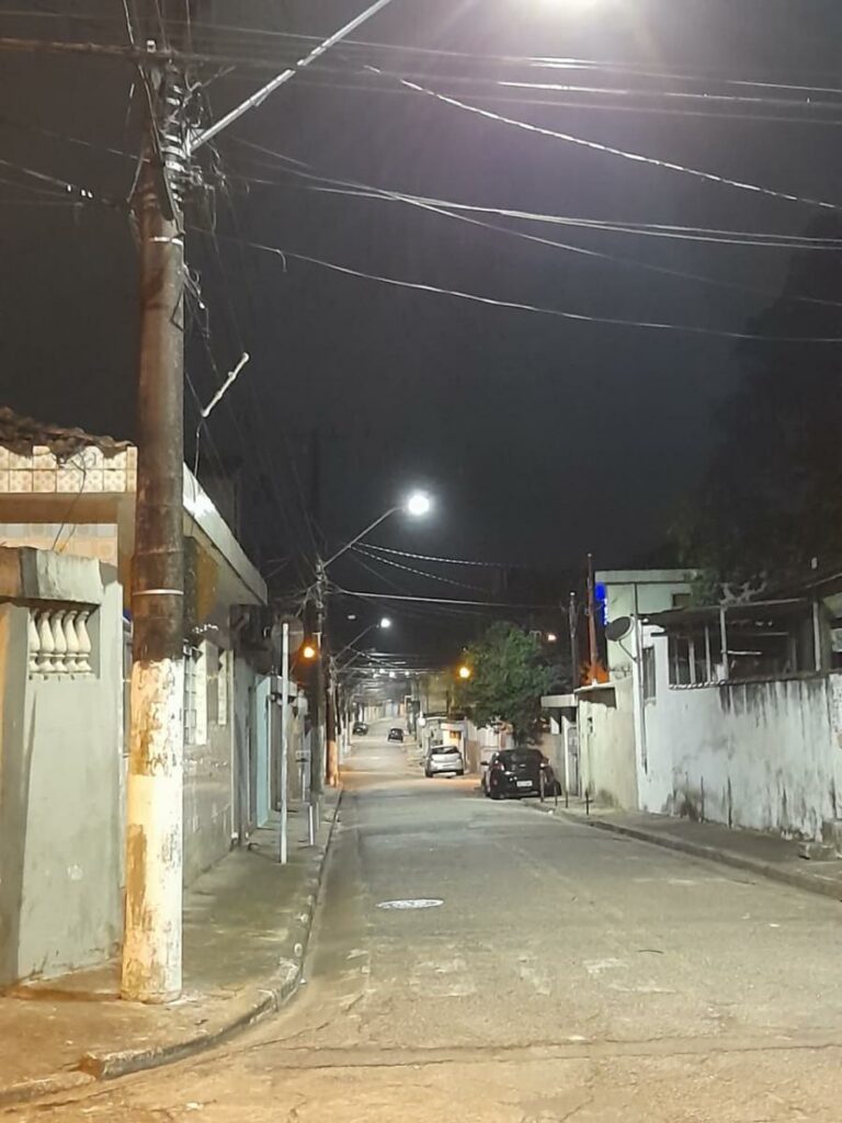 Santos moderniza iluminação pública com LED e investe R$ 24,5 milhões em três anos