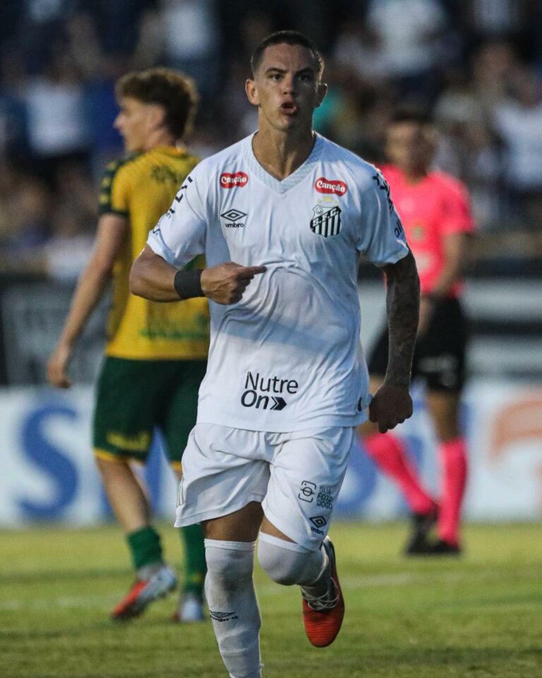 Santos vence Cuiabá por 1 a 0 e avança à terceira fase da Copinha