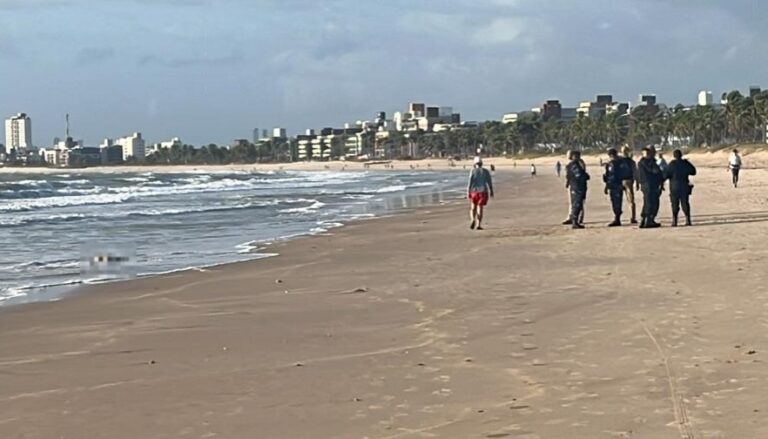 Mulher é encontrada morta na praia de Intermares