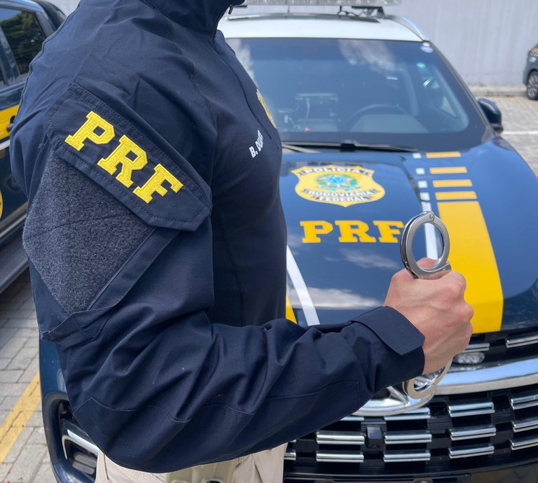 As fiscalizações da Polícia Rodoviária Federal ocorreram nas BR-104, em Queimadas, e BR-101, em Mamanguape, no estado da Paraíba