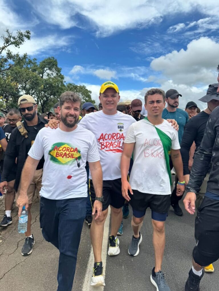 Caminhada em apoio a Bolsonaro é convocada para este domingo (25) na orla de João Pessoa