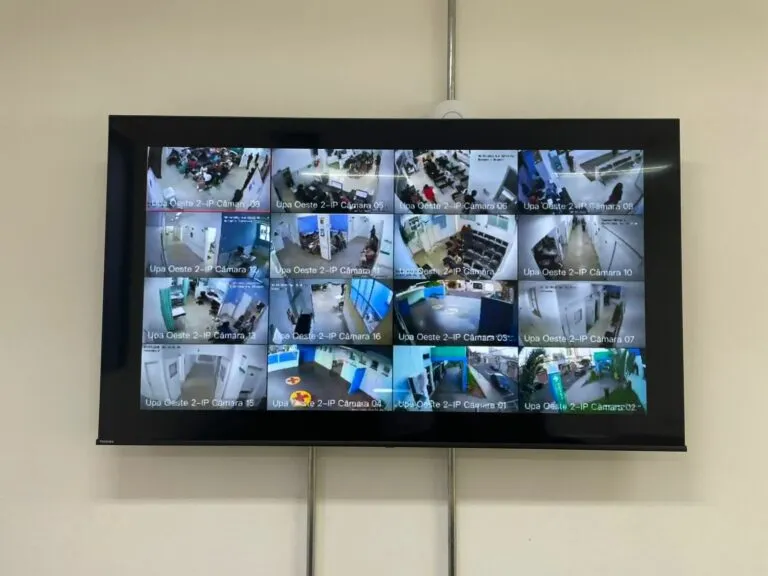 Prefeito instala no próprio gabinete sistema que monitora as UPAs em tempo real