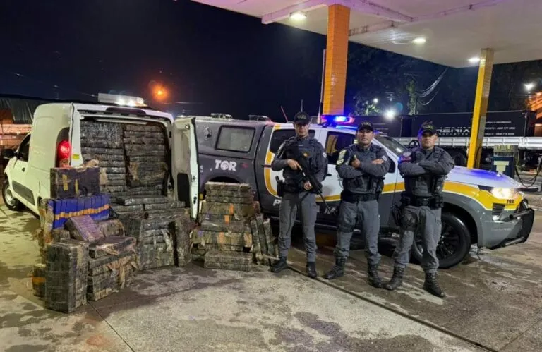 Casal é preso com quase 1 tonelada de maconha