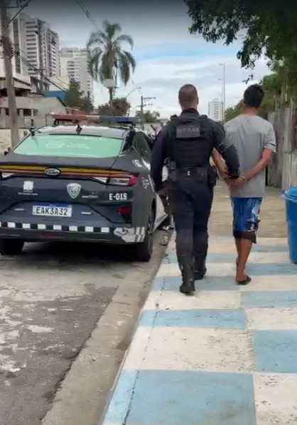 Operação termina com prisão por tráfico e demolição de imóvel usado como ponto de drogas em São José Operação termina com prisão por tráfico e demolição de imóvel usado como ponto de drogas em São José