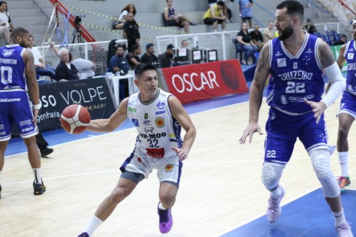 São José vira no último quarto, vence o Cruzeiro e emenda quarta vitória no NBB