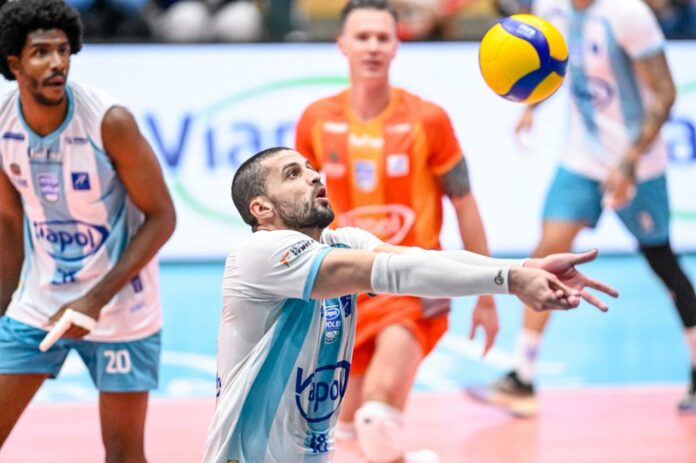 São José perde para o Vôlei Renata e segue afundado na zona de rebaixamento da Superliga