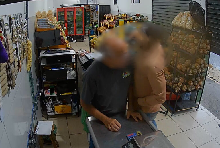 VÍDEO: Comerciante é agredido durante assalto a quitanda em Potim
