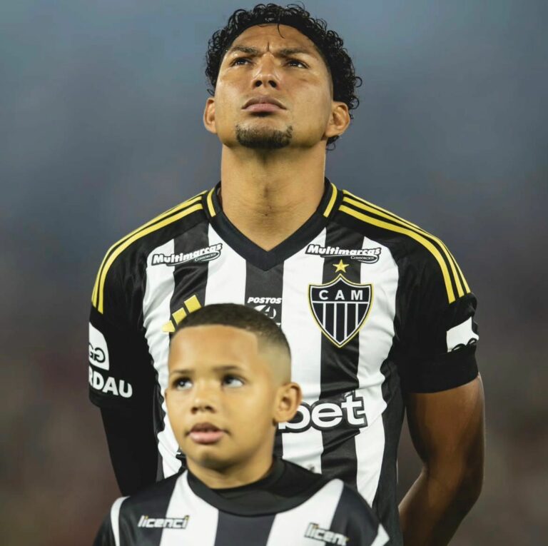 Santos está perto de fechar com atacante do Atlético Mineiro