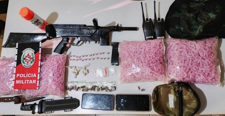 Dupla é presa com arma e drogas durante operação no litoral sul da Paraíba