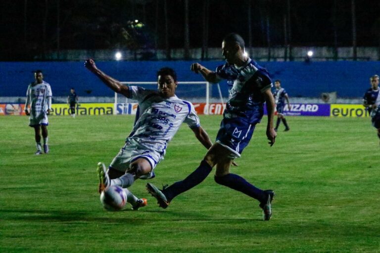 Taubaté perde para o Águia de Marabá no Joaquinzão e se complica na Copinha