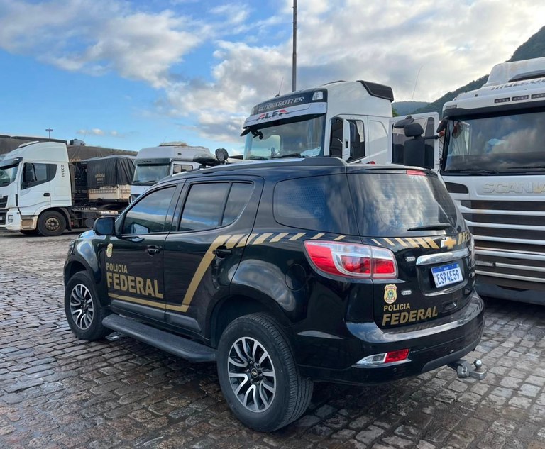 Operação Lavra Fria contra comercialização irregular de ouro cumpre mandados em Cubatão