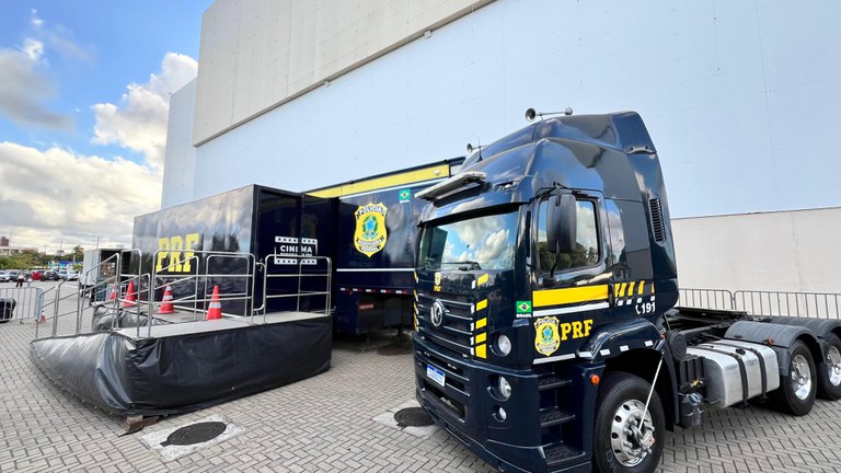 Cinema Rodoviário da PRF chega a Cabedelo nesta segunda (12)