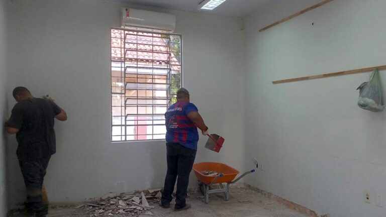 Com obras de manutenção no piso, Museu Ferroviário suspende visitação pública por uma semana