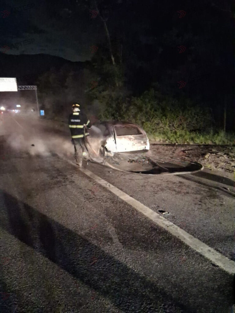 Incêndio em veículo em rodovia de Cubatão gera congestionamento de 7 km