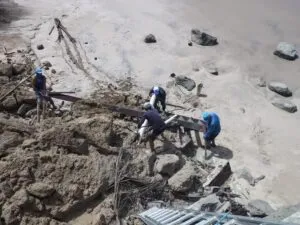 Preamar avalia erosão nas falésias de Carapibus em visita técnica