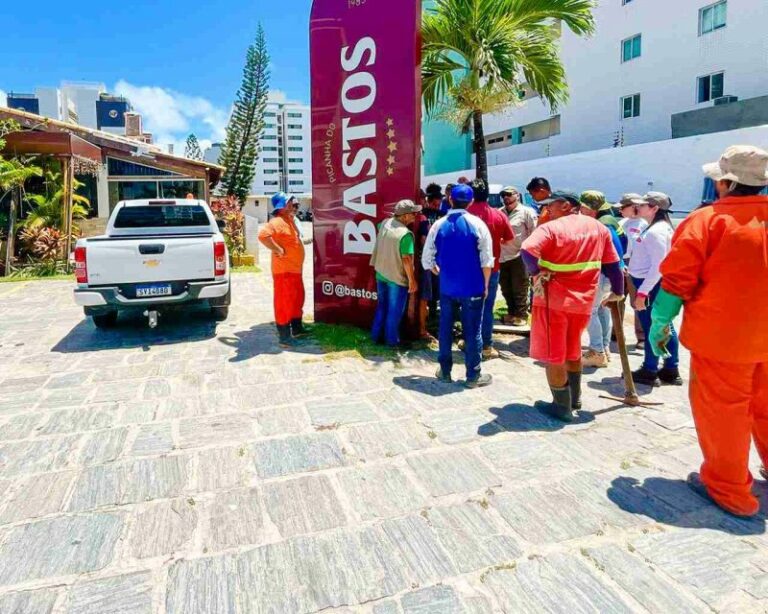 Hotel e restaurantes da orla de JP recebem notificações por irregularidades com esgoto