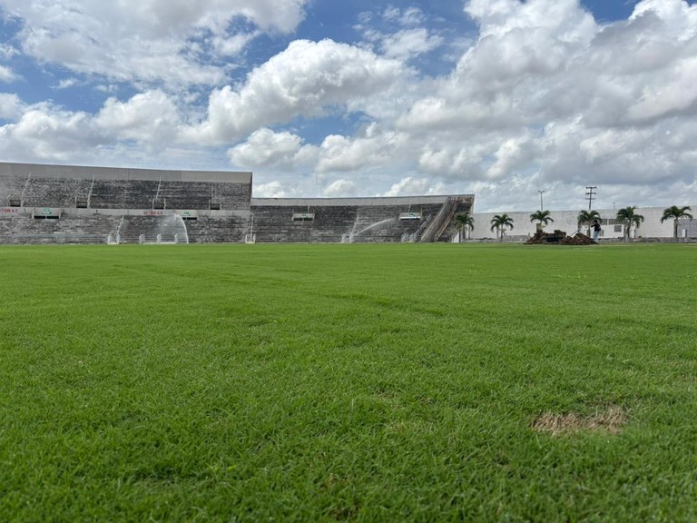 Almeidão terá gramado pronto para receber a abertura do Campeonato Paraibano 2026