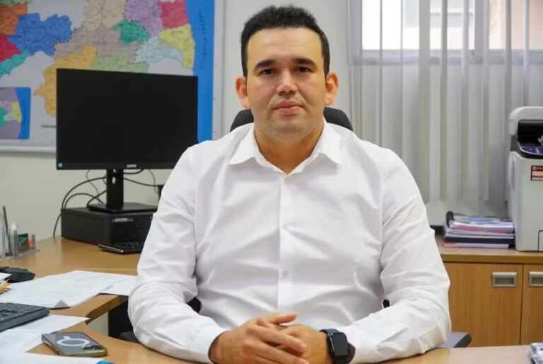 Jhony Bezerra deixa o PSB, pede exoneração da PB Saúde e assume presidência do Avante na Paraíba