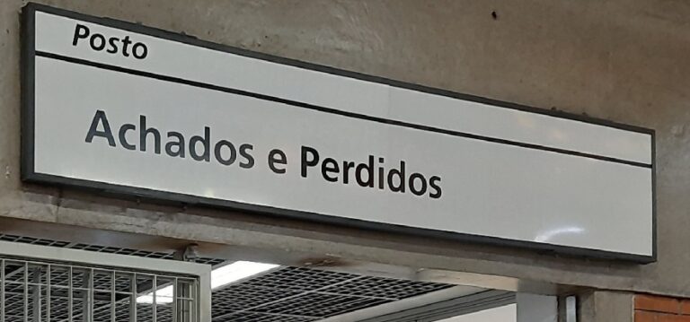 Mais de 67 mil itens são esquecidos nos trens da CPTM, em 2025
