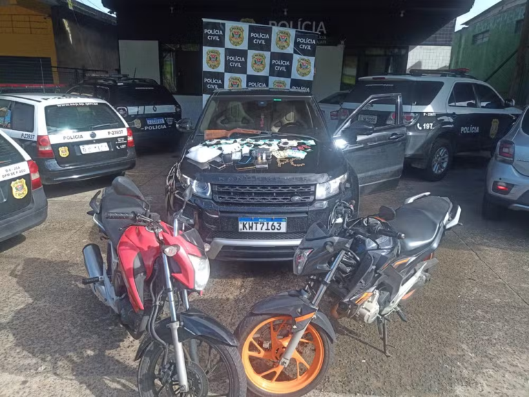 Megaoperação em cidade do Vale do Ribeira prende gerente do tráfico e apreende carro e motos de luxo