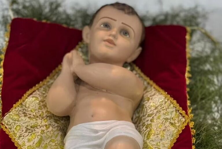 Imagem do Menino Jesus furtada de igreja na Paraíba é devolvida à paróquia