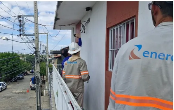Quatro pessoas são presas em operação contra furto de energia em Patos