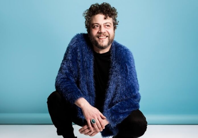 Pélico faz show de lançamento do álbum “A Universa Me Sorriu” no CCSP