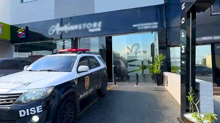 Dono de loja é preso por vender medicamentos contrabandeados