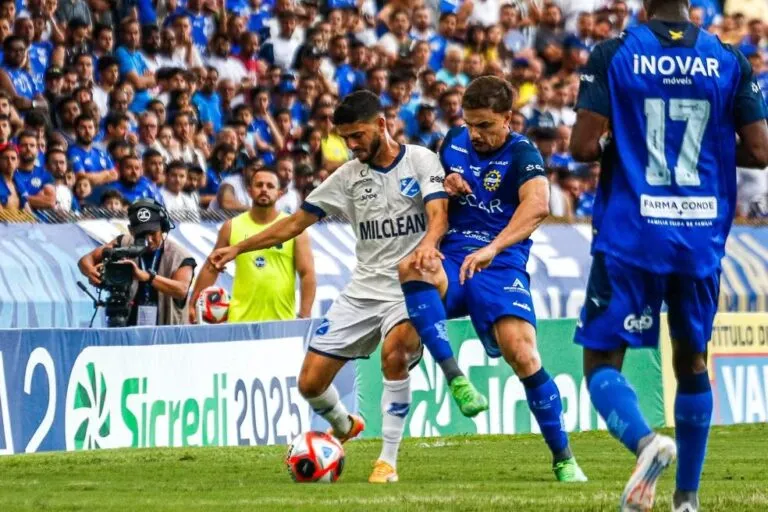 Taubaté e São José fazem primeiro Clássico do Vale de 2026