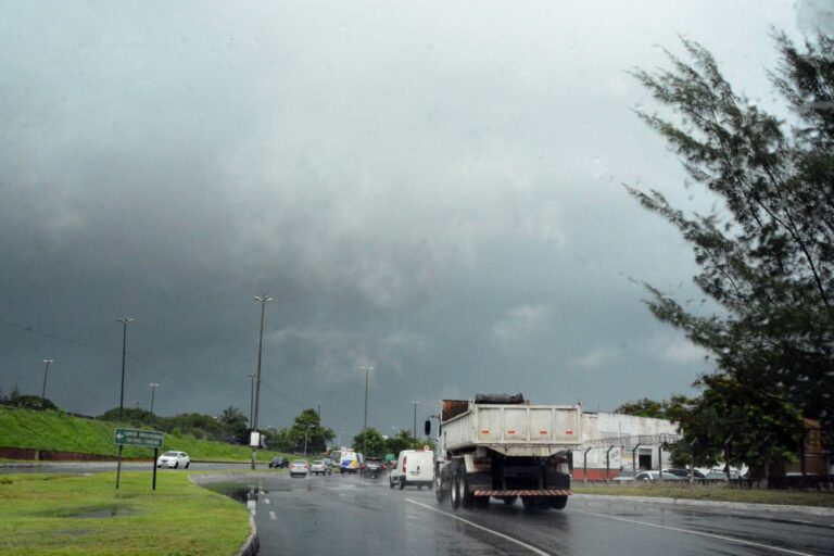 João Pessoa e 193 municípios da Paraíba entram em alerta laranja para chuvas intensas