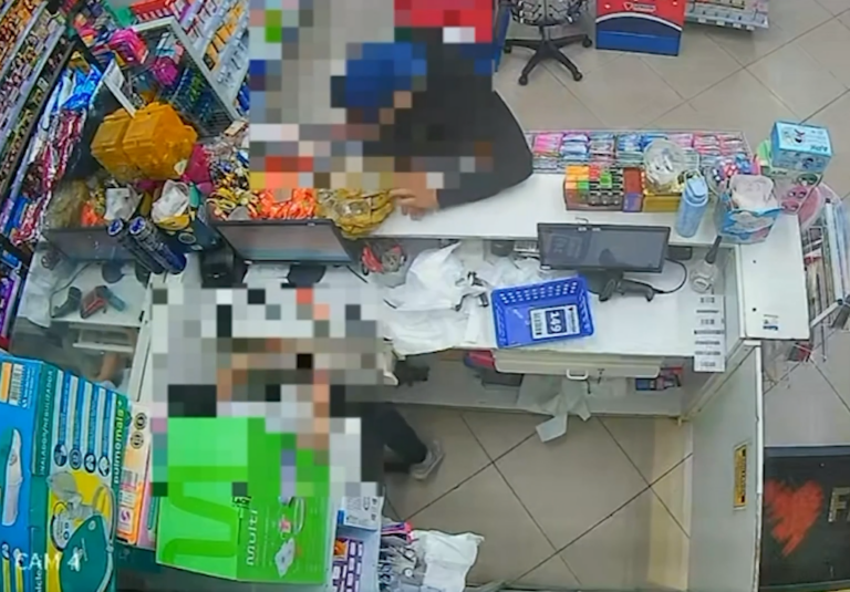 Criminoso que simulava estar armado é preso após série de roubos a farmácias