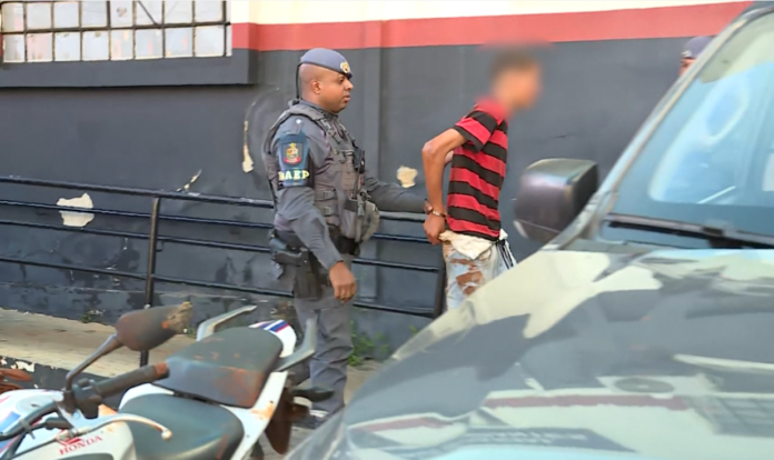 R$ 100 mil em motos: bandido morre e outro é preso após roubo e confronto com a PM R$ 100 mil em motos: bandido morre e outro é preso após roubo e confronto com a PM