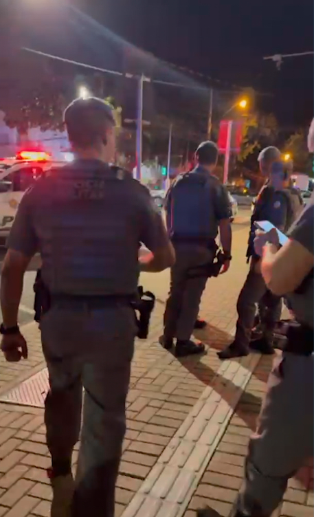 Ex-marido tenta matar mulher quando ela saía para curtir o Carnaval