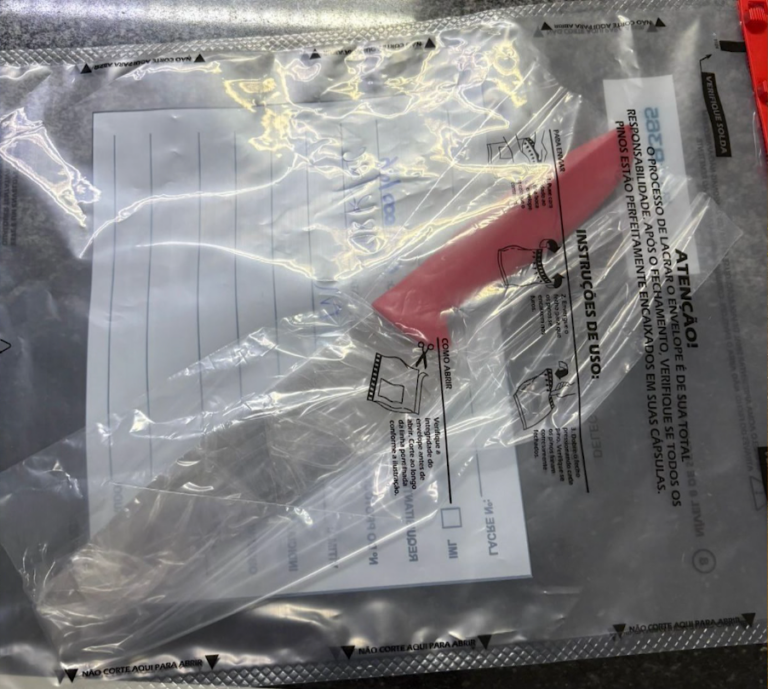 Pai salva filha ao ver genro armado com faca agredindo a jovem