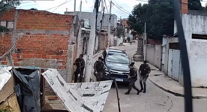 Homem morre em confronto durante operação contra tráfico de drogas