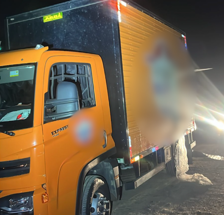 Caminhão com carga de R$ 3,7 milhões é roubado em Limeira; motorista segue desaparecida