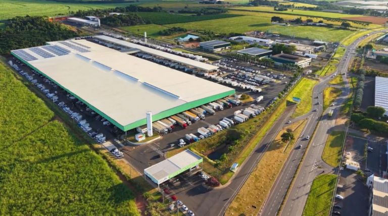 Dia da Mulher movimenta Ceaflor e representa 8% do faturamento anual do setor de flores