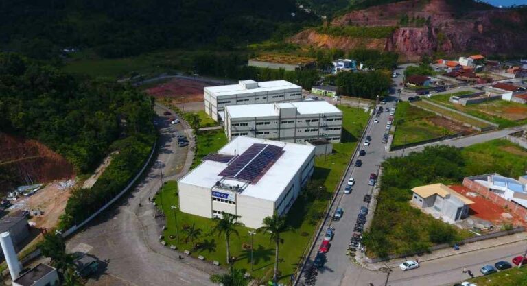 Centro Universitário Módulo oferece cursos de férias gratuitos em Caraguatatuba