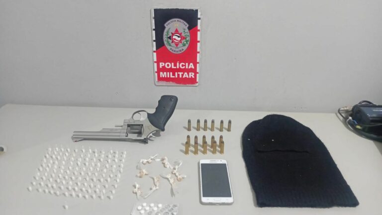 PM prende três suspeitos por tráfico e apreende arma e drogas em Bayeux