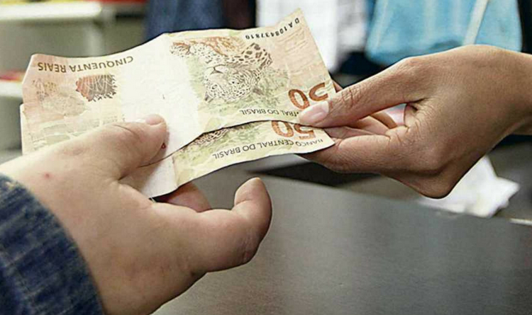 Prefeitura inicia pagamento de fevereiro dos servidores em Campina Grande