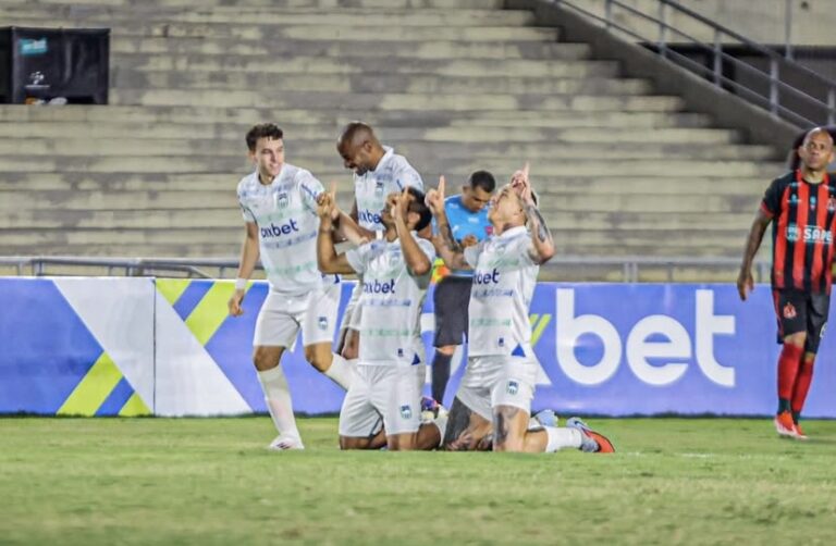 Confronto acontece nesta segunda-feira, às 19h30, no Estádio Amigão, em Campina Grande