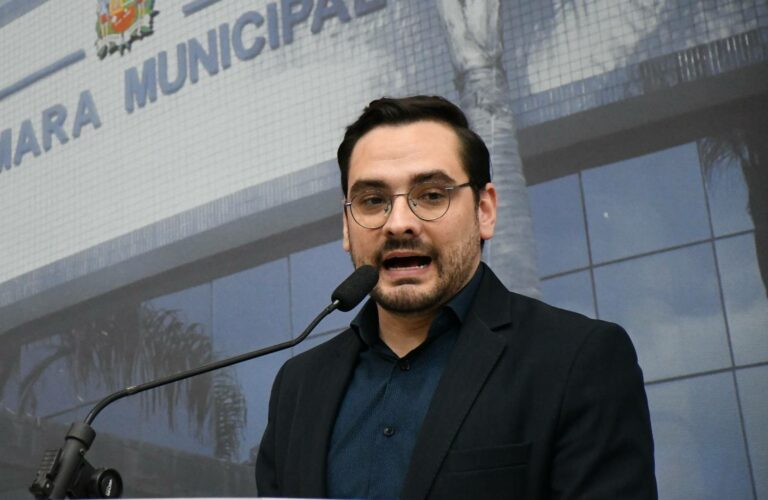 Justiça condena vereador de São José a pagar R$ 50 mil por vídeo ofensivo contra fiscais