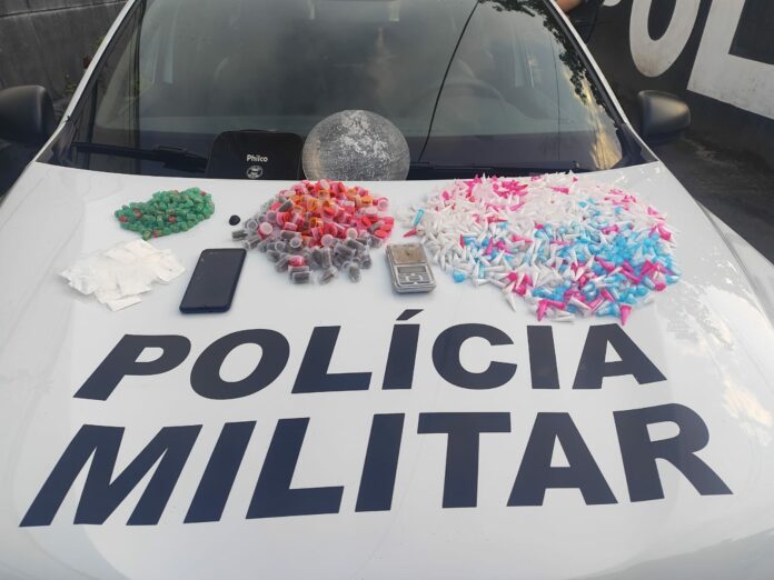 PM prende homem e desarticula 'casa do tráfico' em Ubatuba