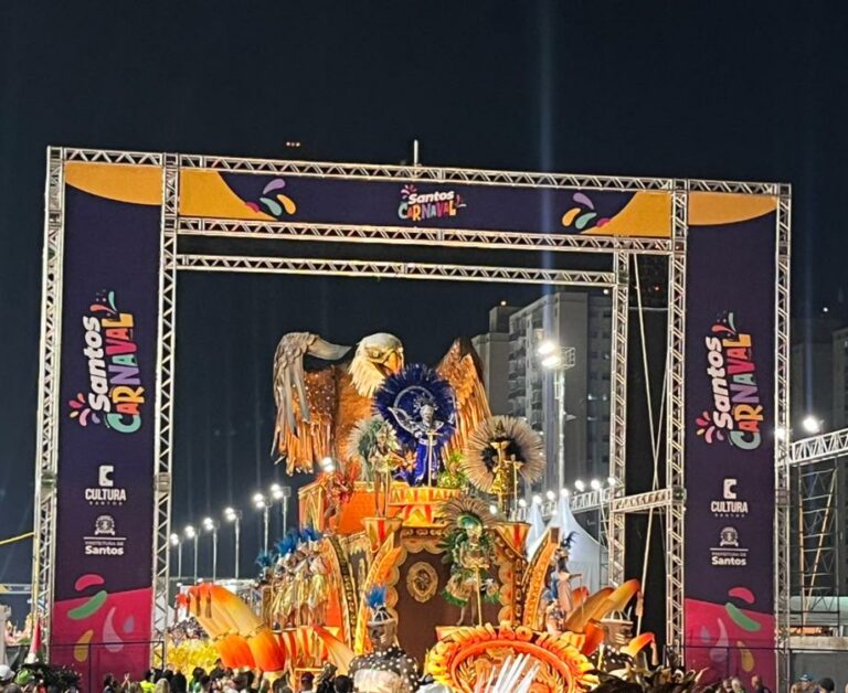 União Imperial é a primeira agremiação do Grupo Especial no Desfile das Escolas de Samba de Santos