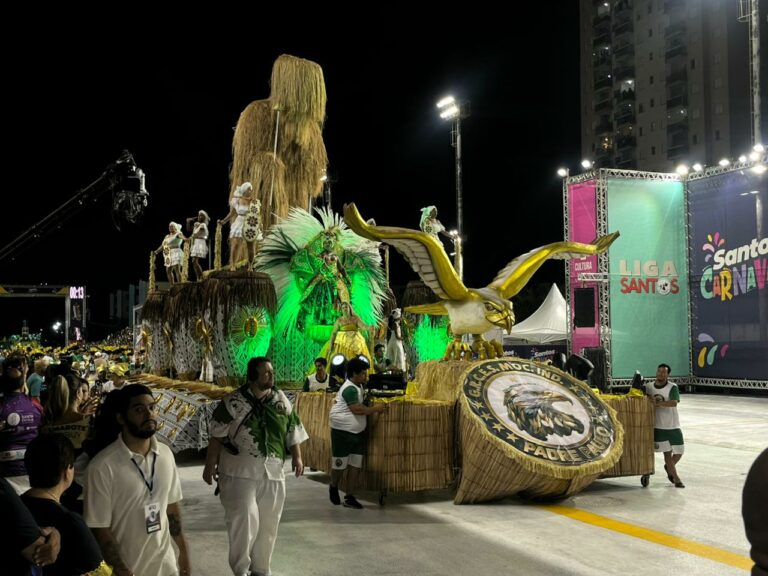 Padre Paulo é a primeira agremiação do Grupo Especial  a desfilar no segundo dia de Desfiles das Escolas de Samba de Santos 2026