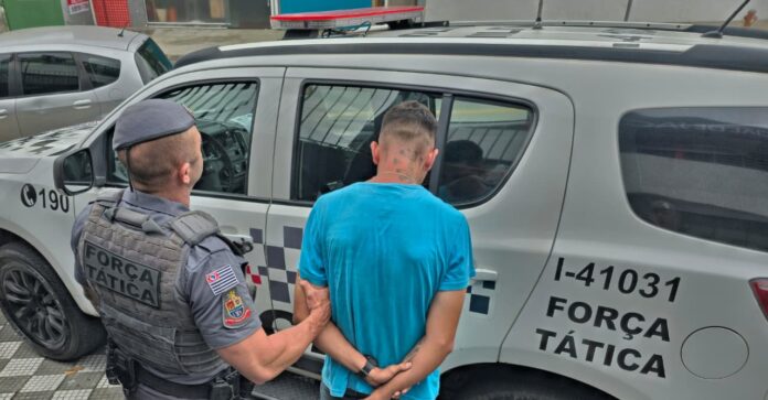 Homem é preso com drogas e mais de R$ 1 mil em Jacareí