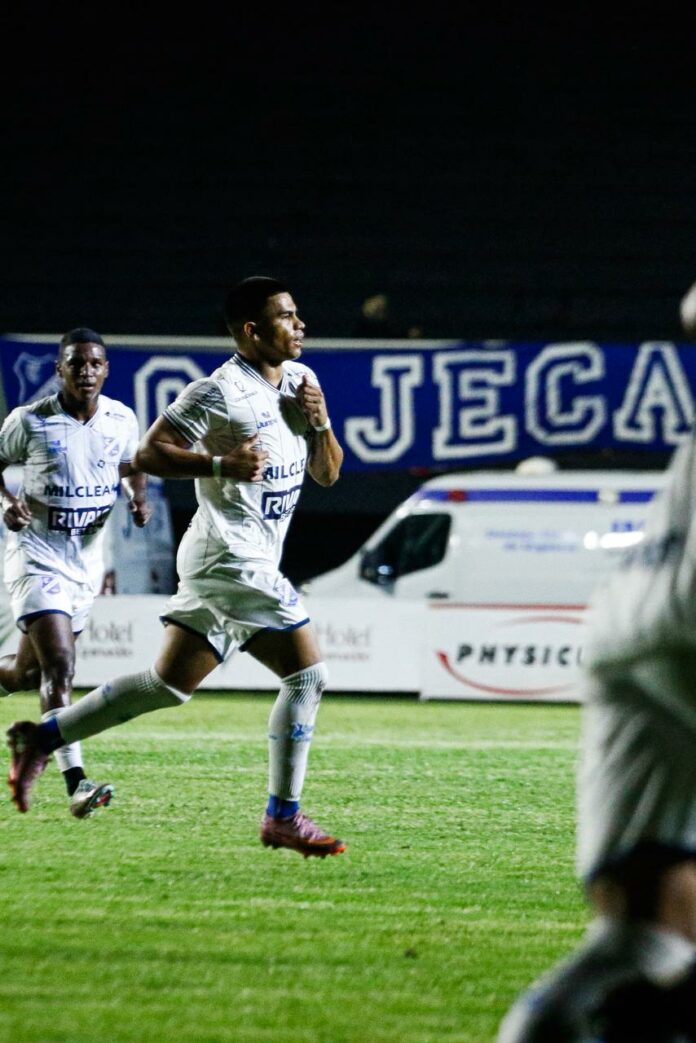 Taubaté vence a primeira na Série A2 e deixa a zona de rebaixamento