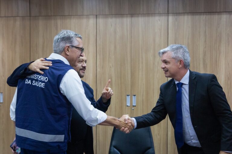 Reunião no Ministério da Saúde recebe propostas de empresário paraibano sobre Farmácia Popular