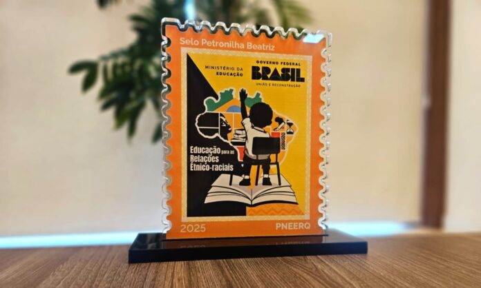 Campinas é destaque em educação antirracista e recebe placa do Selo Petronilha Beatriz Campinas é destaque em educação antirracista e recebe placa do Selo Petronilha Beatriz