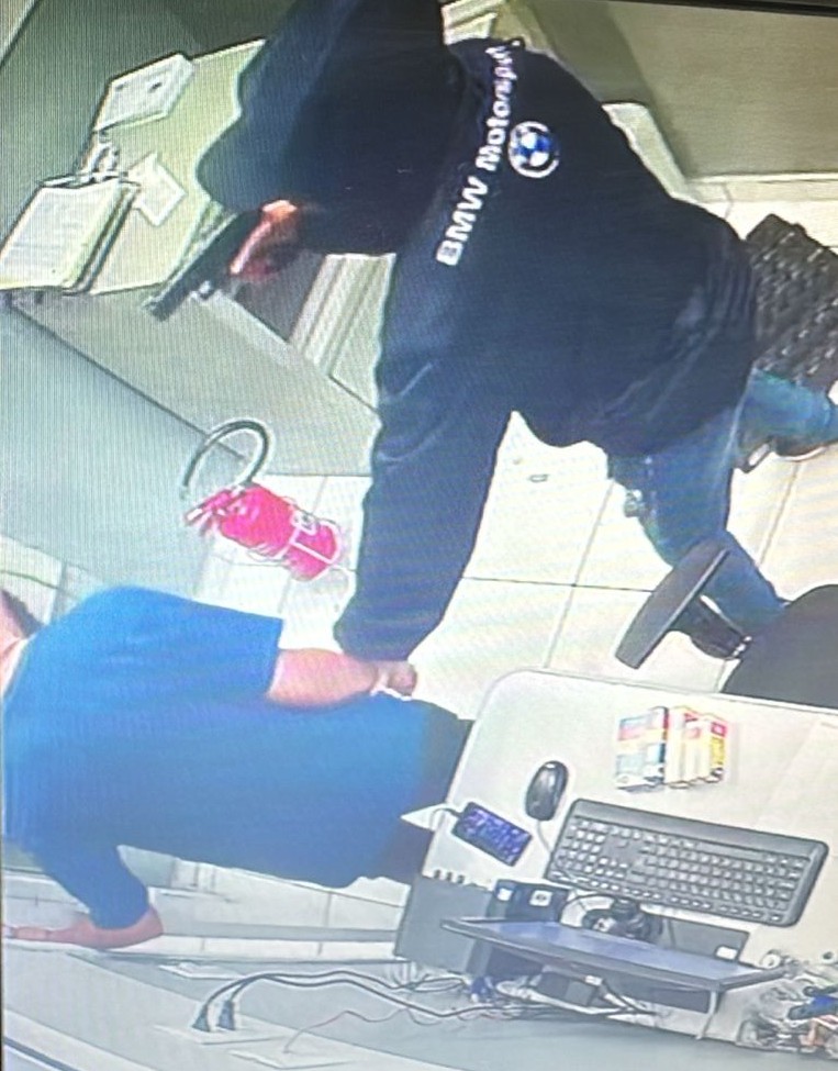 Pela terceira vez em menos de três meses a mesma farmácia é assaltada